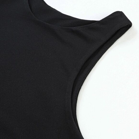 'Laila' Black Crop Tank - Picture 5 of 15